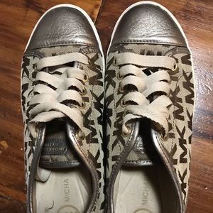 MK Michael Kors Leather Sneaker